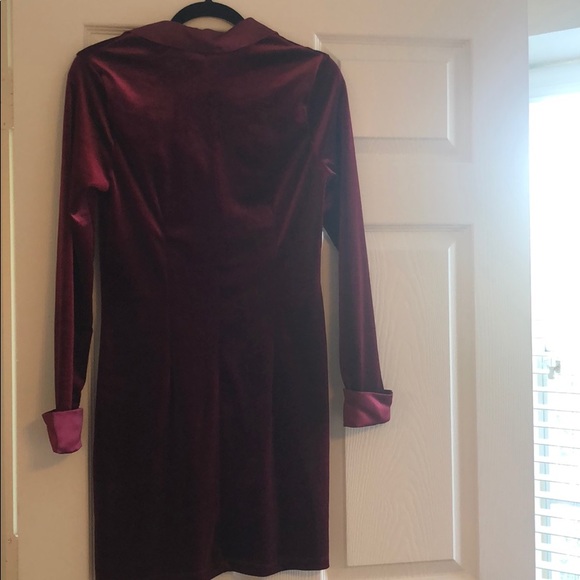 Collared velvet dress - Picture 2 of 2